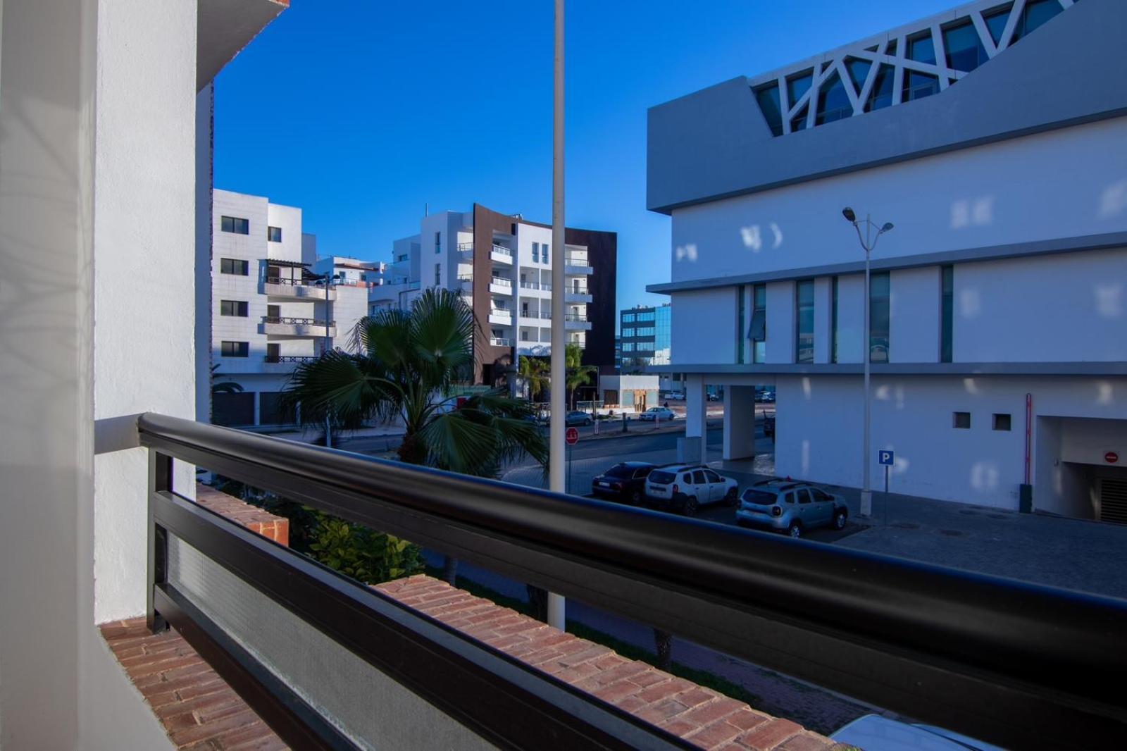אגאדיר Prime Apt Near Beach With Pool, Amenities, Activities Deals מראה חיצוני תמונה
