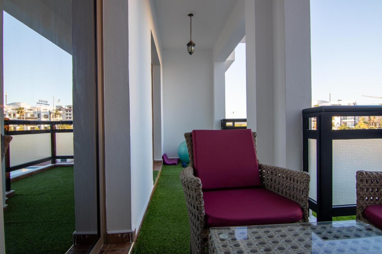 אגאדיר Prime Apt Near Beach With Pool, Amenities, Activities Deals מראה חיצוני תמונה